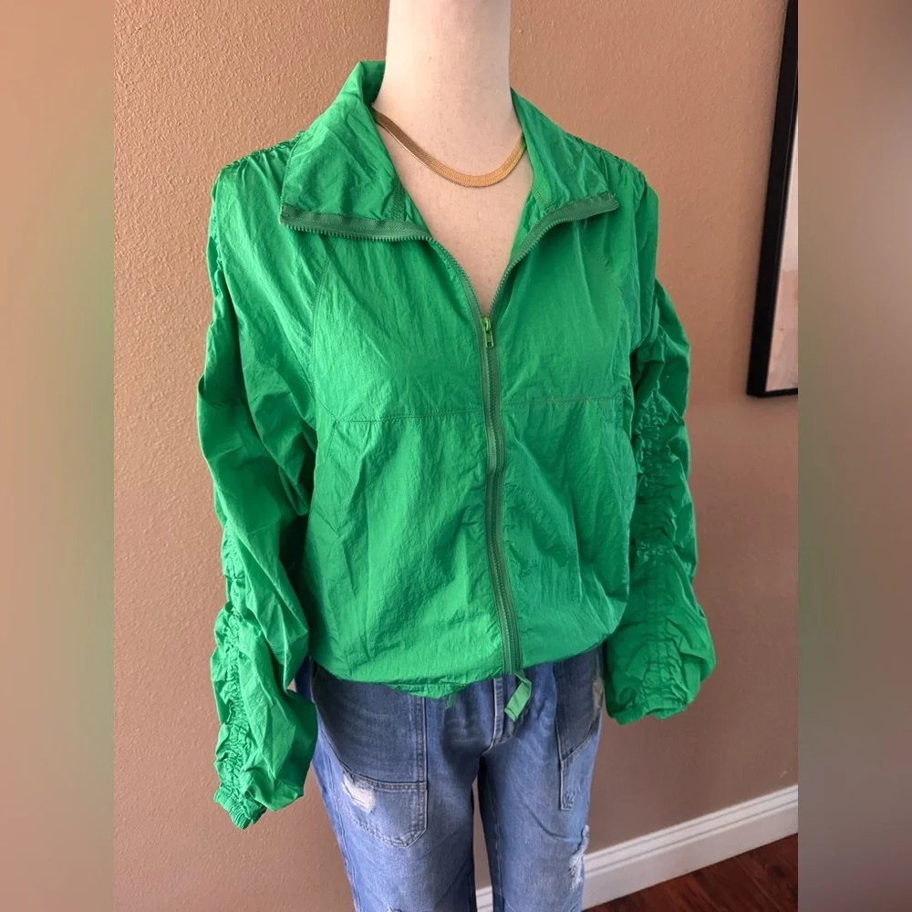 Women's Green Windbreaker Jacket - Picture 3 of 9